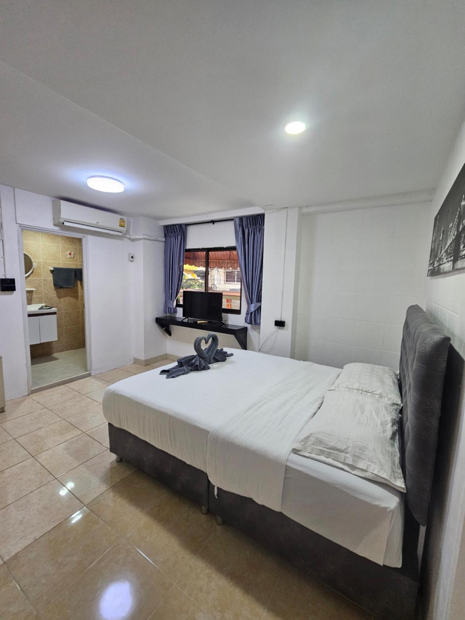 Candy Beach Seaview Jomtien Екстер'єр фото