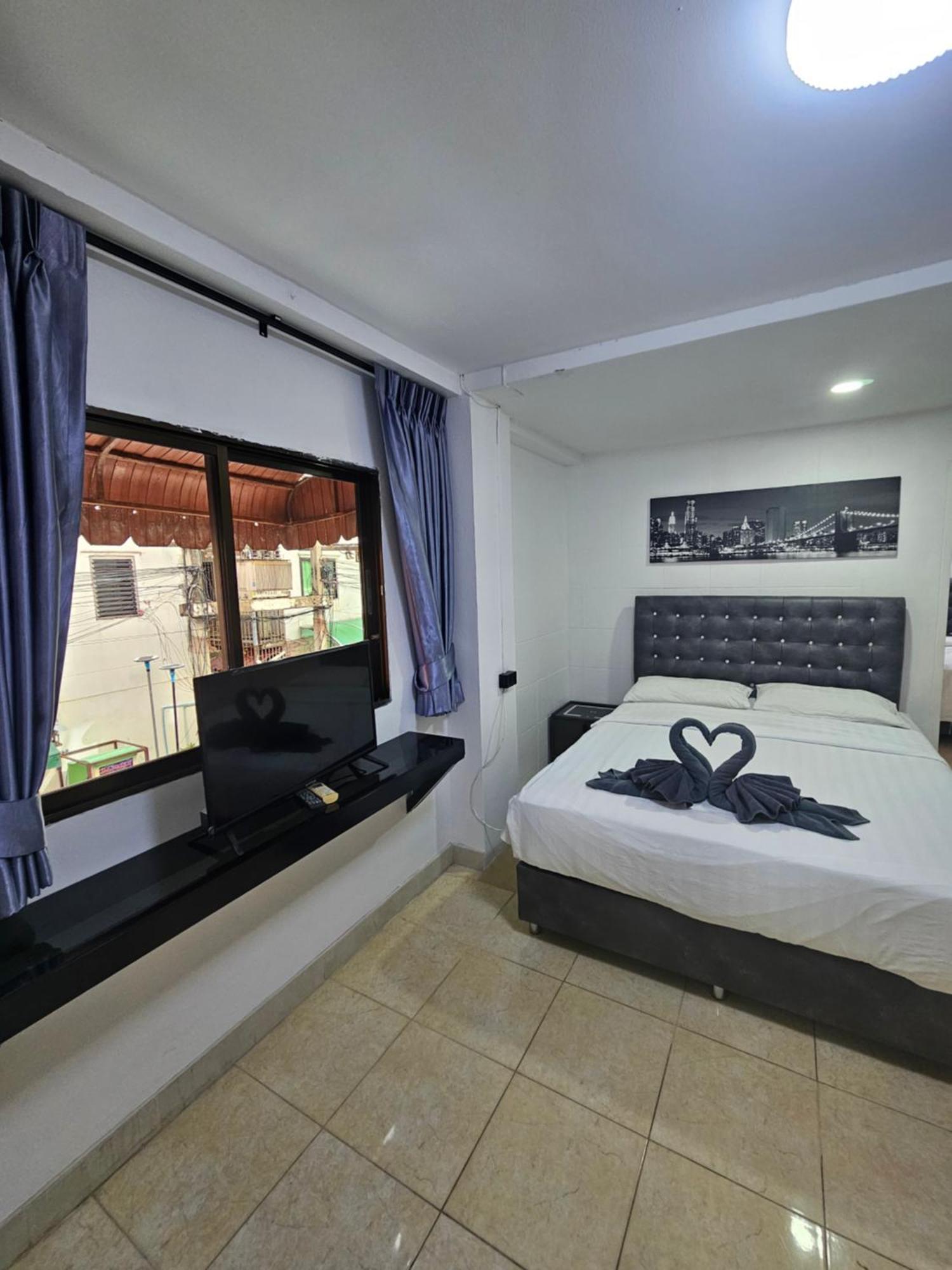 Candy Beach Seaview Jomtien Екстер'єр фото