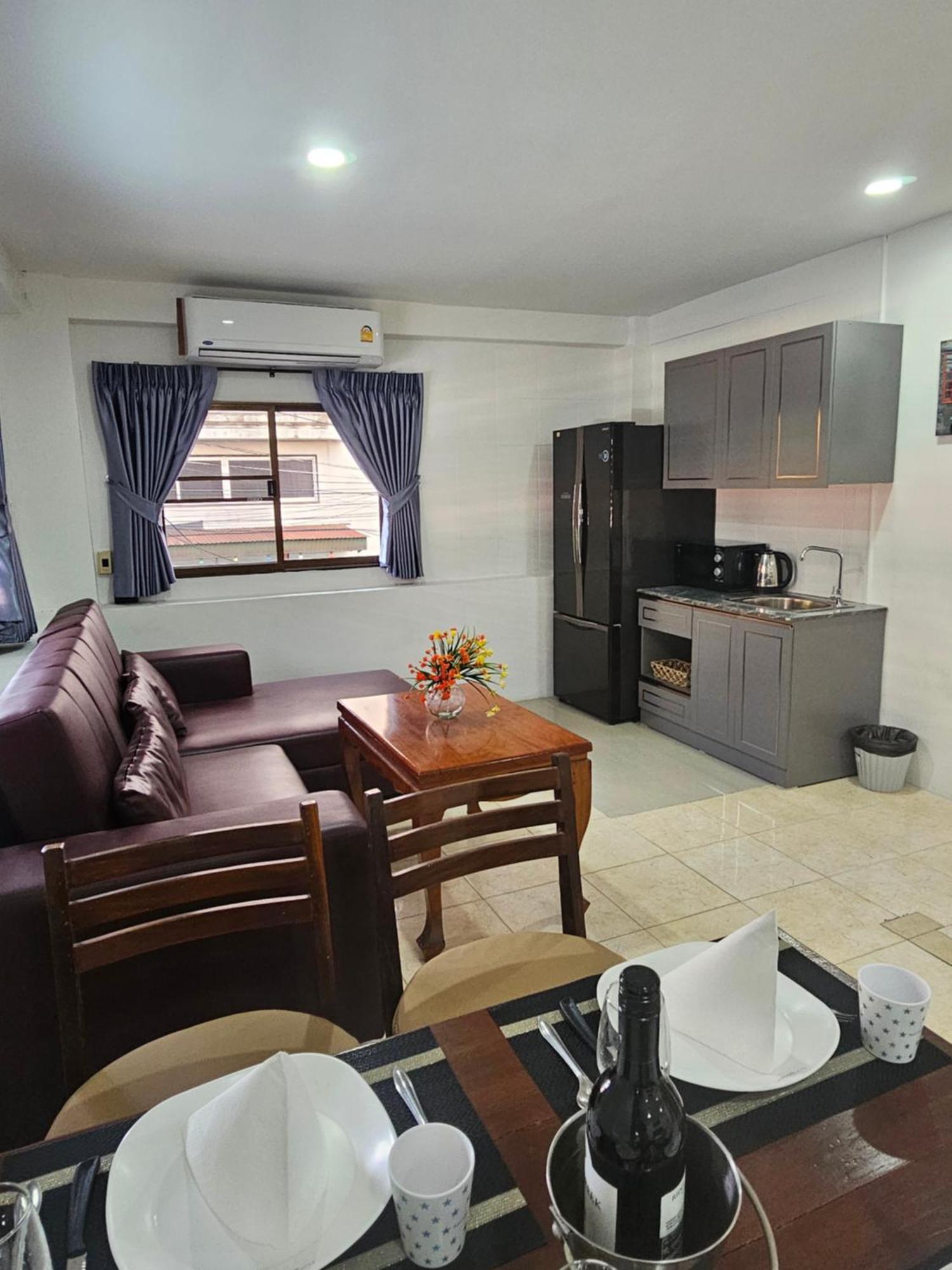 Candy Beach Seaview Jomtien Екстер'єр фото