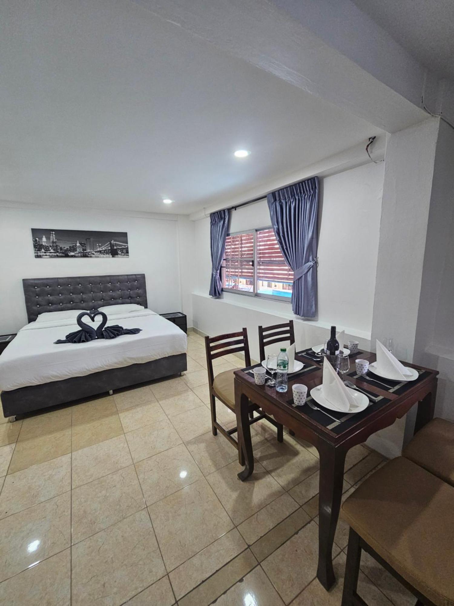 Candy Beach Seaview Jomtien Екстер'єр фото