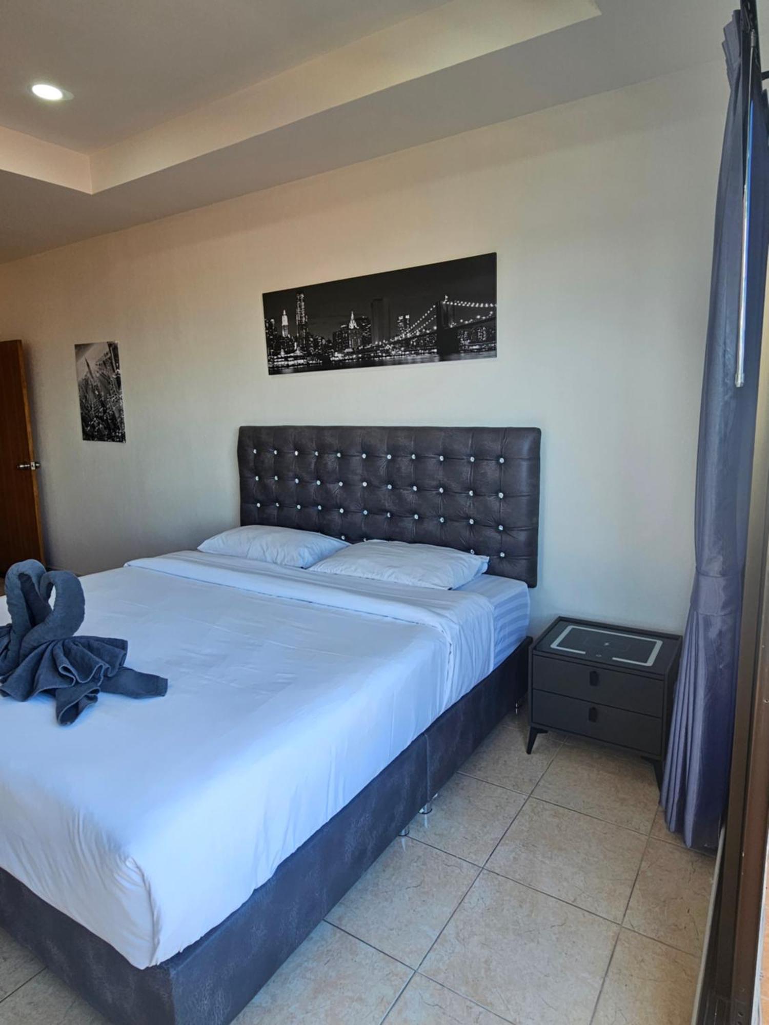 Candy Beach Seaview Jomtien Екстер'єр фото