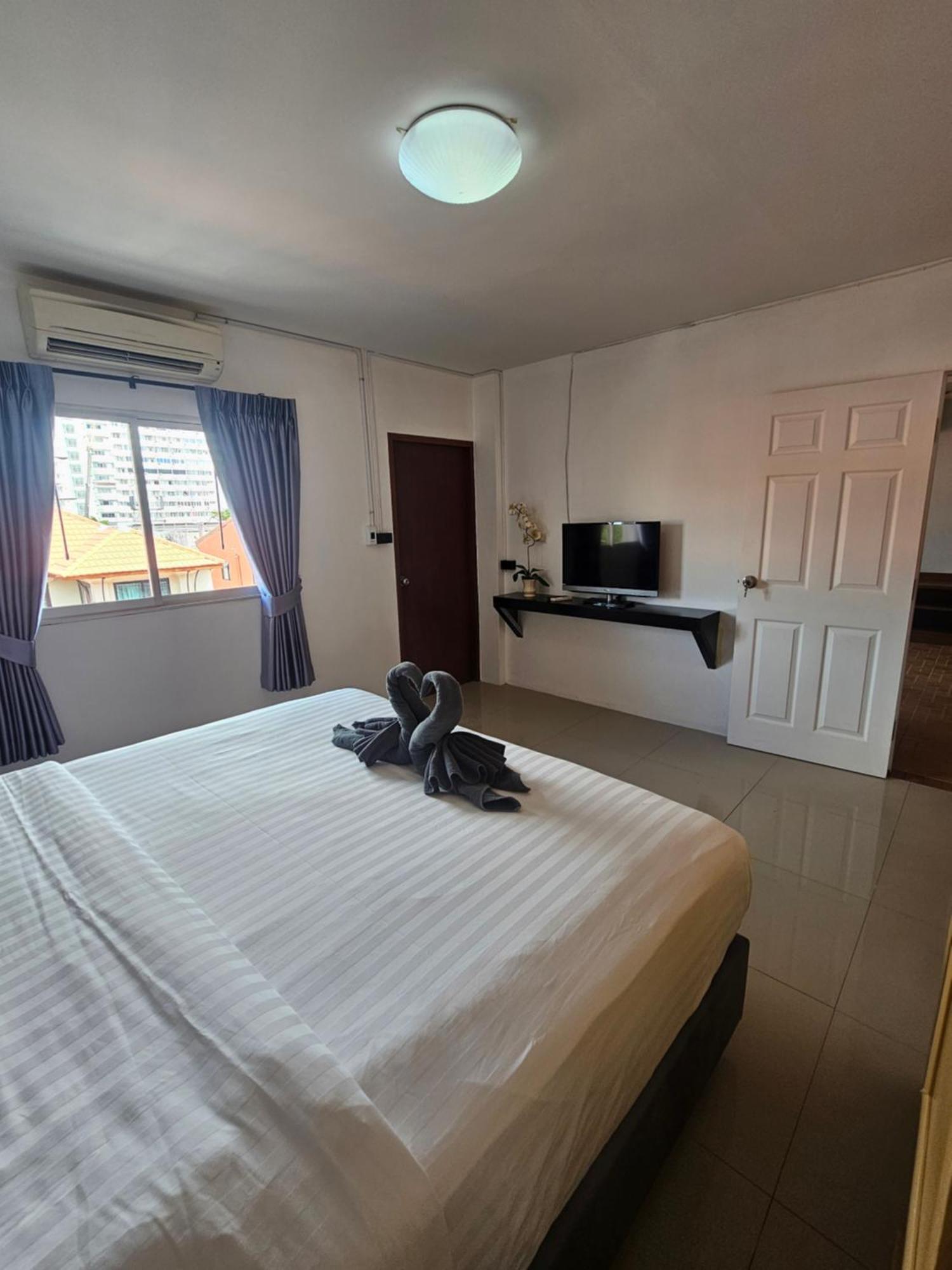 Candy Beach Seaview Jomtien Екстер'єр фото