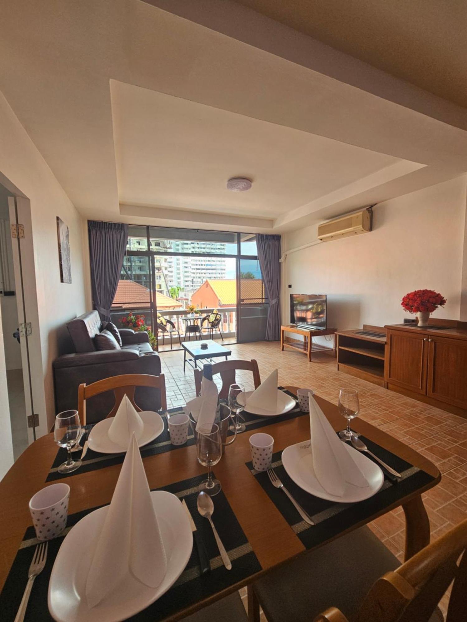 Candy Beach Seaview Jomtien Екстер'єр фото