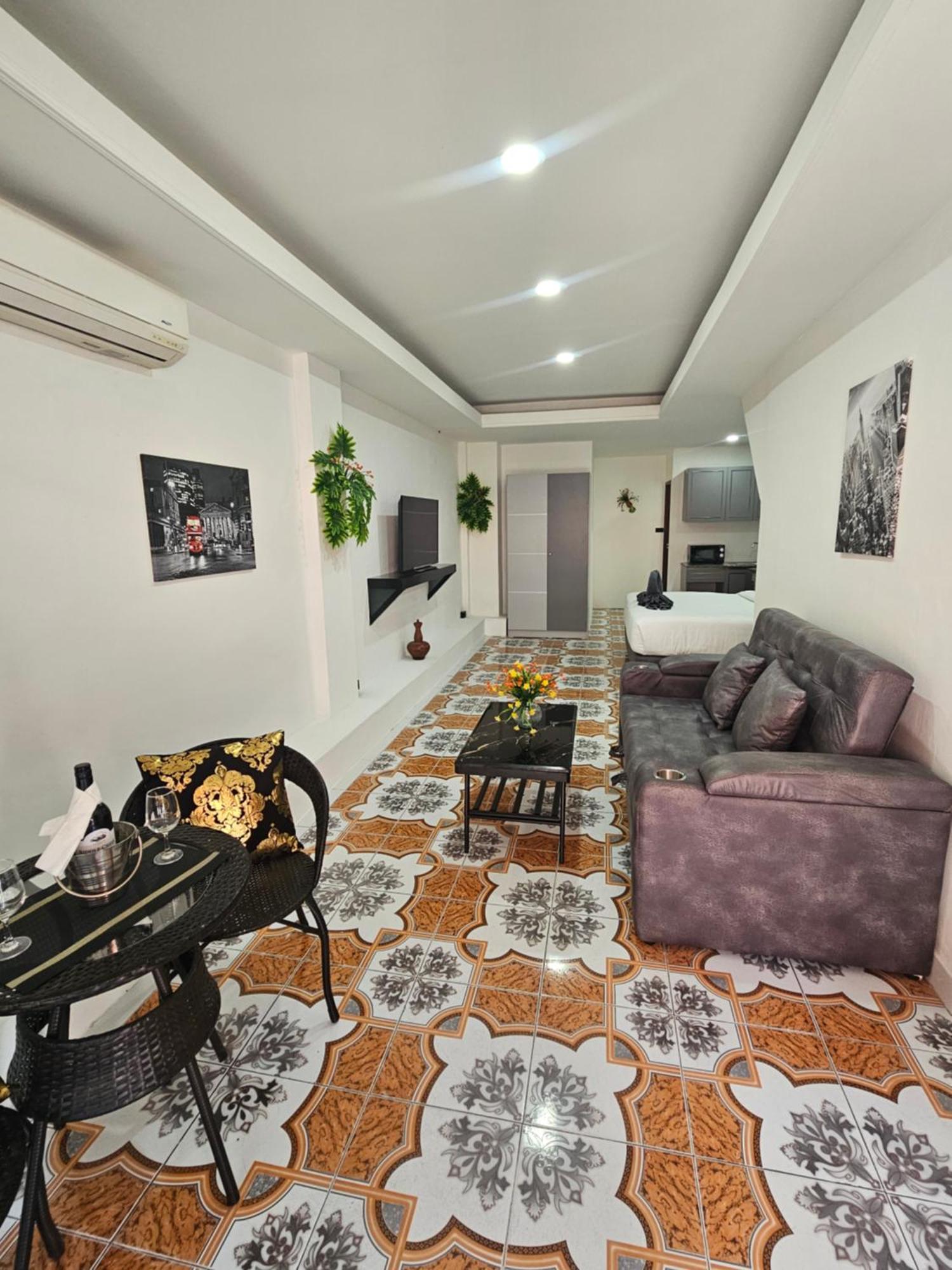 Candy Beach Seaview Jomtien Екстер'єр фото