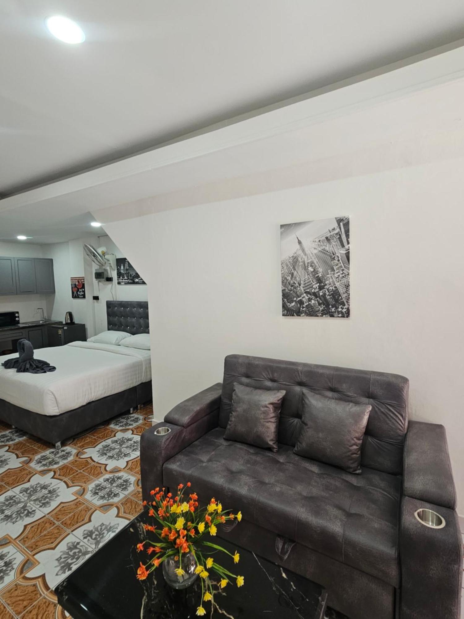 Candy Beach Seaview Jomtien Екстер'єр фото